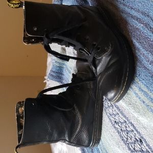 Dr. Martins Boots